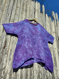 one size, loose fit, half sleeves (depending on your size