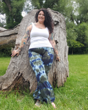 Curvy Tie Dye Bellbottom Jeans with Stretch, FOREST