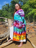 A side view showing all the colors on this pretty combo. Ana is wearing a white top and maxi skirt for this photoshoot.