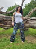 Curvy Tie Dye Bellbottom Jeans with Stretch, FOREST