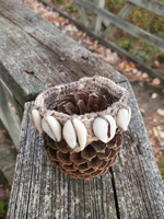 Hemp Bracelet with 5 Cowrie Shells